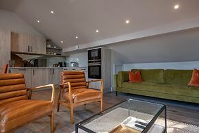 The Quadrant - The Garret