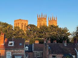 The Quadrant - The Garret