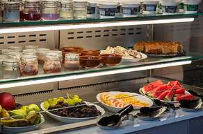 MY WAY HOTEL & EVENTS