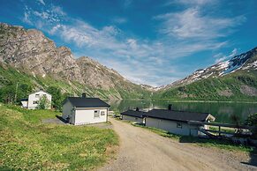 Senja Fjordcamp - Senja by Heart