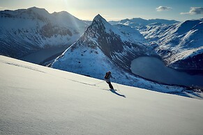 Torsken Brygge - Senja by Heart