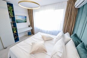 Celeste - One Bedroom Apartment - Next to Victoria Avenue and Cismigiu