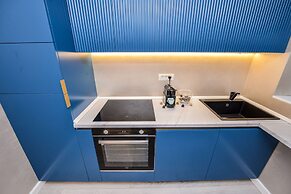 Celeste - One Bedroom Apartment - Next to Victoria Avenue and Cismigiu