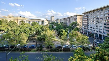 Celeste - One Bedroom Apartment - Next to Victoria Avenue and Cismigiu