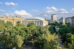 Celeste - One Bedroom Apartment - Next to Victoria Avenue and Cismigiu