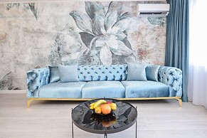 Celeste - One Bedroom Apartment - Next to Victoria Avenue and Cismigiu