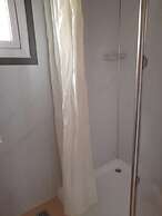 Glamping in Wiltshire in our Luxury Shepherds Hut