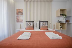 Liiiving - Luxury River View Apartment V