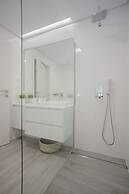 Liiiving - Luxury River View Apartment V