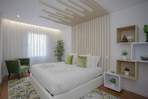 Liiiving -Luxury River View Apartment VI