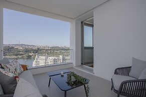 Liiiving -Luxury River View Apartment VI