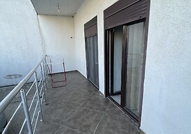 3 Bedroom Apartment With Pool