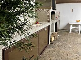 3 Bedroom Apartment With Pool