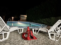 3 Bedroom Apartment With Pool