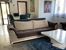 3 Bedroom Apartment With Pool