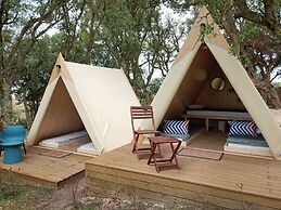 Natura Fun House & Camping