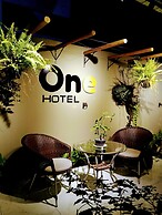 ONE HOTEL