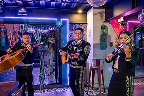 Barrio Downtown Mexico City Hostel