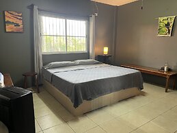 Warrie Head House near the Zoo