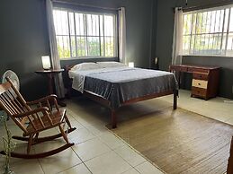 Warrie Head House near the Zoo