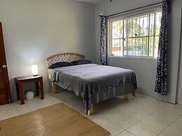 Warrie Head House near the Zoo