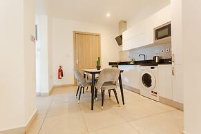 Accra Luxury Apartments at Pine Court