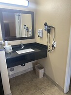 Anaheim Astoria Inn And Suites