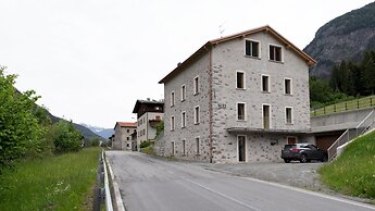 So-l563-tola35at - Villa Tola - Rosso