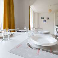 So-l563-tola35c2 - Villa Tola - Giallo