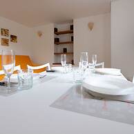 So-l563-tola35c2 - Villa Tola - Giallo