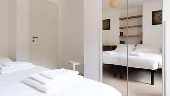 So-l563-tola35c2 - Villa Tola - Giallo