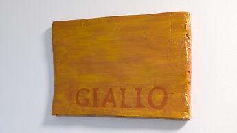 So-l563-tola35c2 - Villa Tola - Giallo