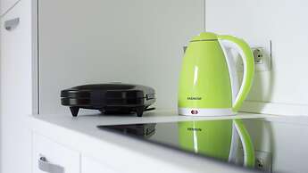 So-l563-tola35c2 - Villa Tola - Giallo