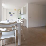 So-l563-tola35c2 - Villa Tola - Giallo