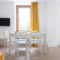 So-l563-tola35c2 - Villa Tola - Giallo