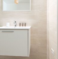 So-l563-tola35c2 - Villa Tola - Giallo