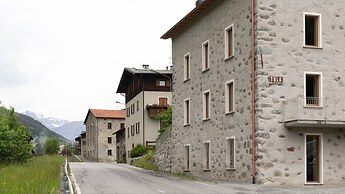 Villa Tola - Violetto