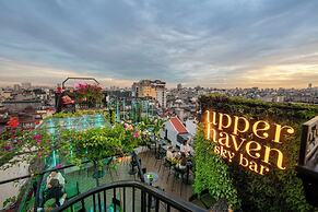 MAY DE VILLE Crown Hotel