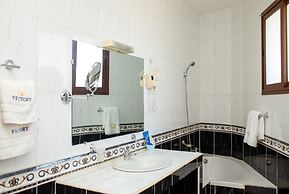 Victory Hotel & Restaurant Tulear