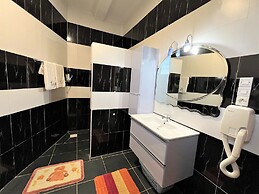 Victory Hotel & Restaurant Tulear