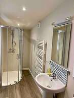 Romantic Hideaway Cottage, Near Bridport, Dorset