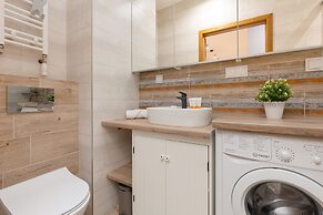 Apartment Wrzesińska Praga by Renters