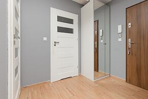 Apartment Wawrzyszewska by Renters