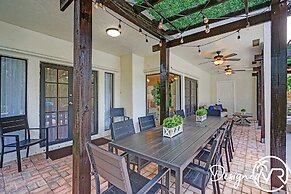 Modern Chic 7-BR with Pool & Gameroom