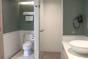 The Quarter Chaophraya by UHG