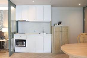 The Quarter Chaophraya by UHG