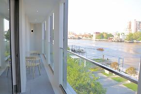 The Quarter Chaophraya by UHG