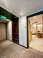 The Quarter Chaophraya by UHG
