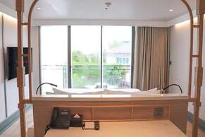 The Quarter Chaophraya by UHG