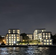 The Quarter Chaophraya by UHG